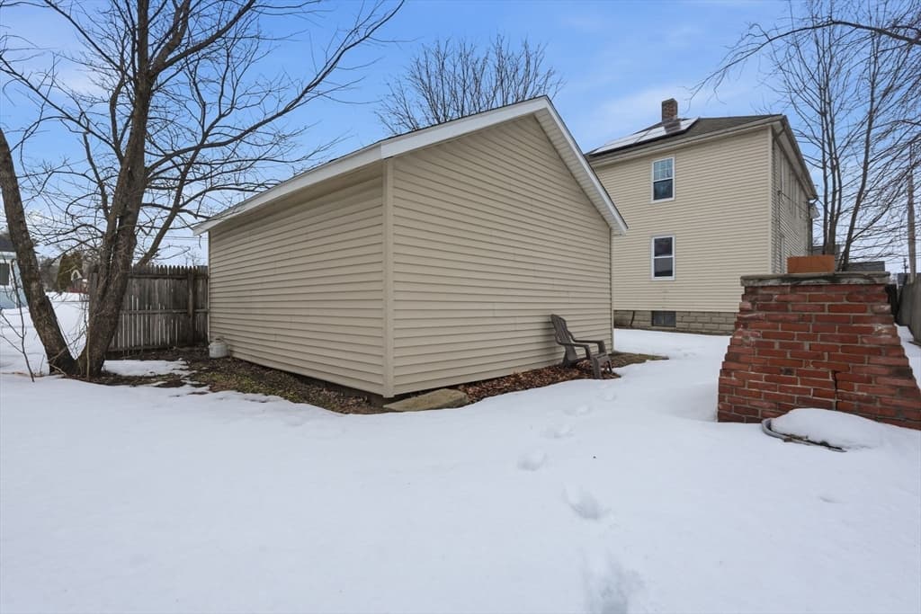 Single Family Residence at 34 Savoy Ave, Springfield MA 01104, Springfield, photo 30 of 35