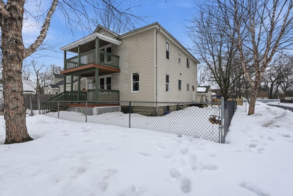 Single Family Residence at 34 Savoy Ave, Springfield MA 01104, Springfield, photo 34 of 35