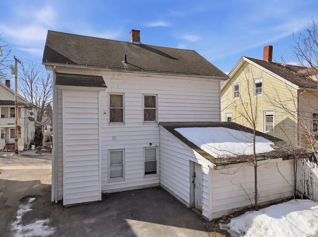 22 Vigeant St, Ware MA 01802 photo 3