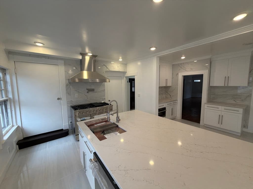 194 Sumner Ave, Springfield MA 01108 photo 9