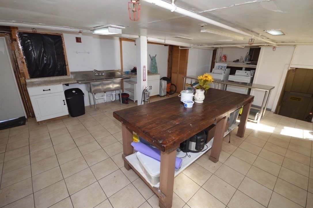 Commercial Sale at 720 Kearsarge Rd, Conway NH 03860, Conway, photo 11 of 21