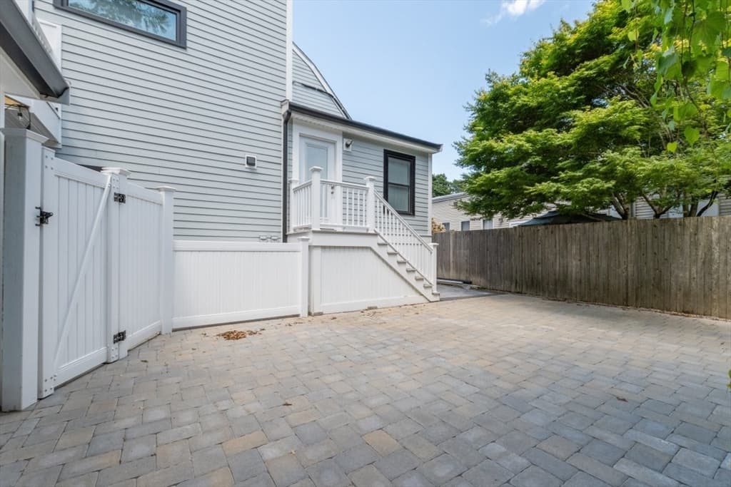 Condominium at 55 Mcbride St # 2, Boston MA 02130, photo 3 of 25