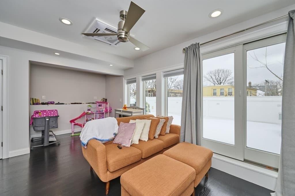 Condominium at 55 Mcbride St # 2, Boston MA 02130, photo 18 of 25