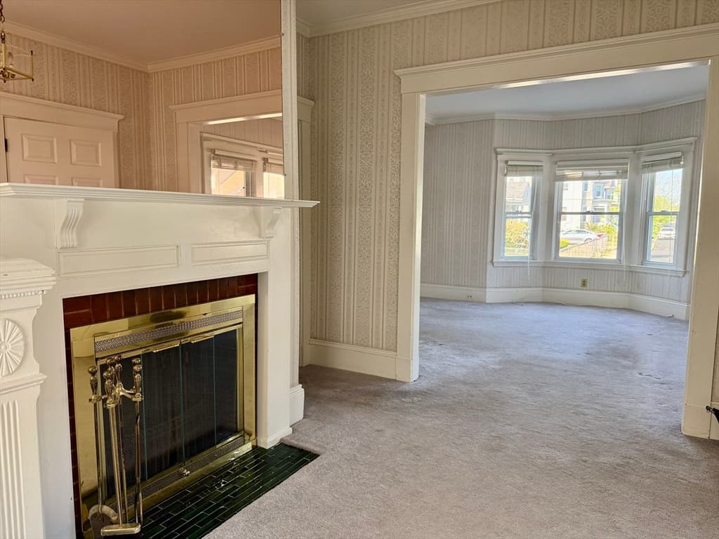 Single Family Residence at 32 Priscilla St, New Bedford MA 02740, New Bedford, photo 12 of 32