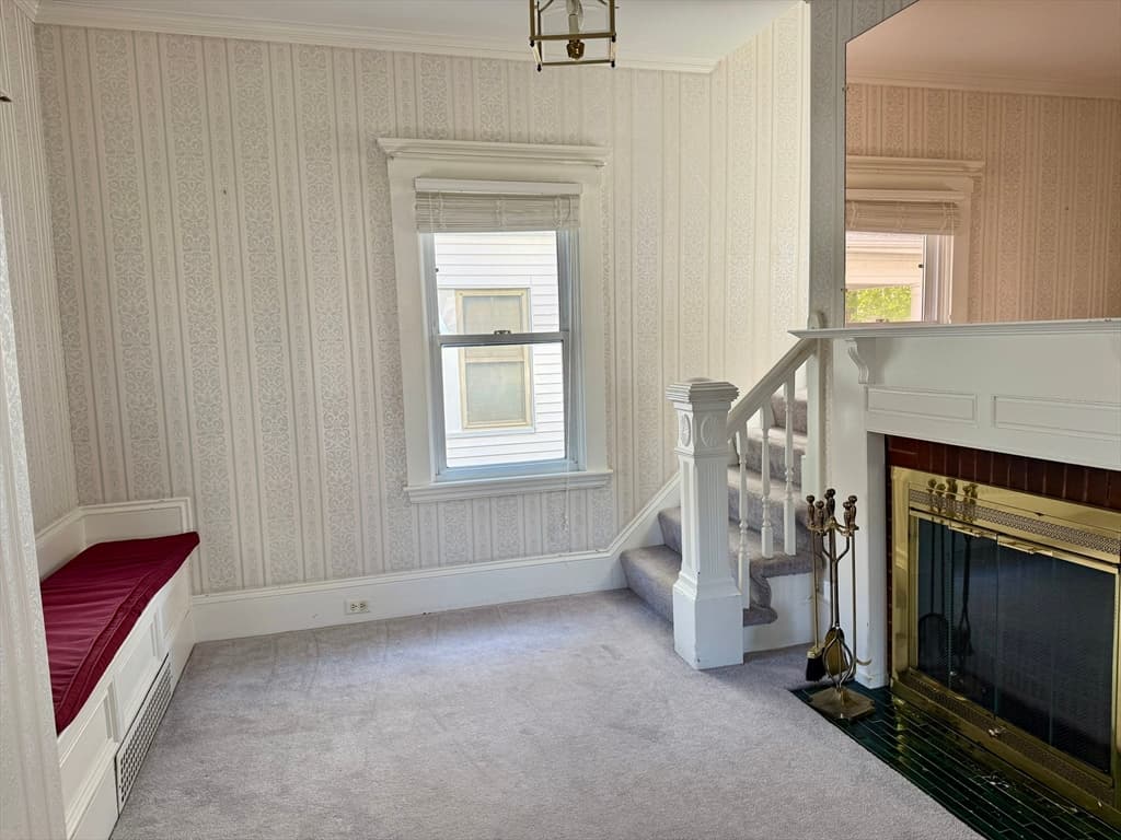Single Family Residence at 32 Priscilla St, New Bedford MA 02740, New Bedford, photo 10 of 32
