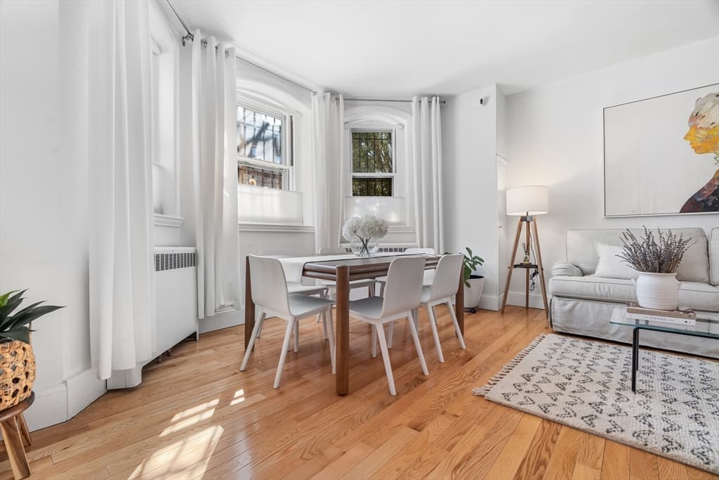Condominium at 286 Beacon St # 1, Boston MA 02116, photo 5 of 30