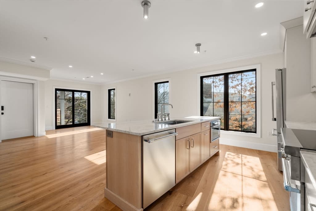 34 Vinton Street # 1, Boston MA 02127
