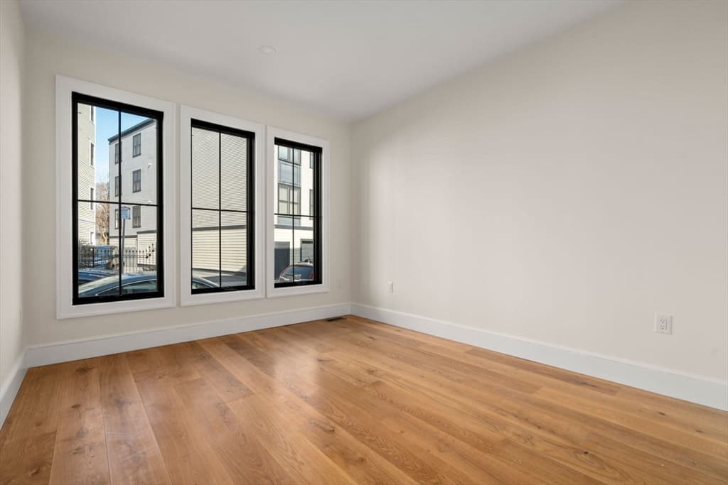 Condominium at 34 Vinton Street # 1, Boston MA 02127, photo 20 of 29