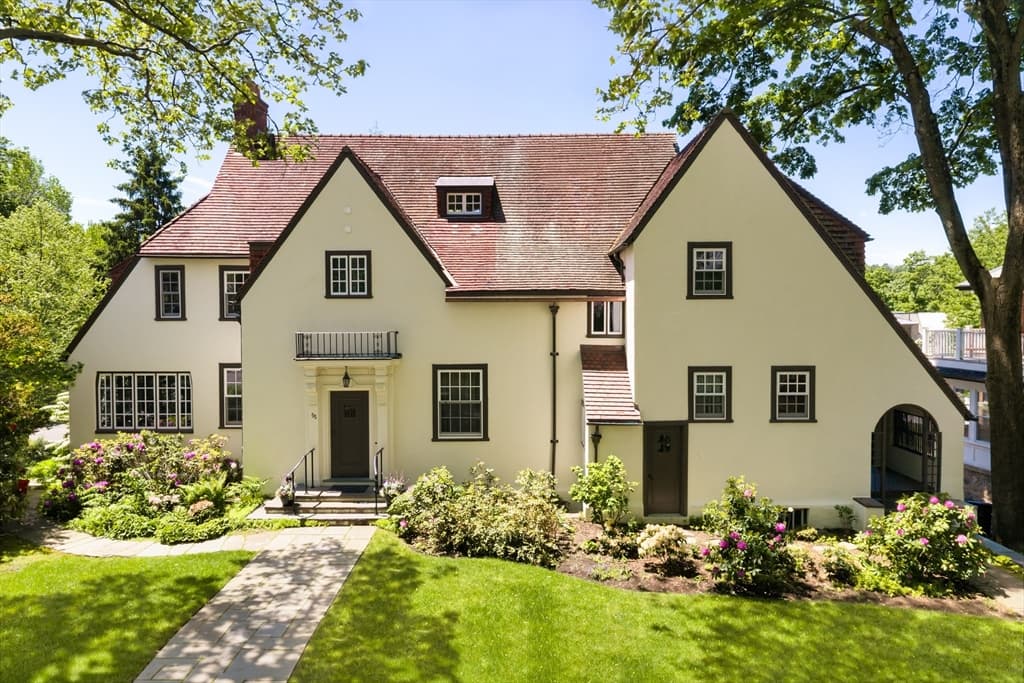 55 Penniman Rd, Brookline MA 02445