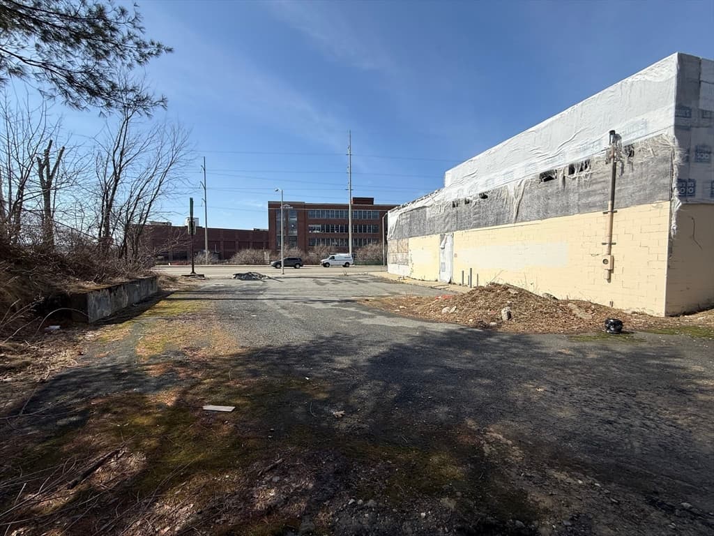 Commercial Sale at 342 West Boylston Street, Worcester MA 01606, Worcester, photo 11 of 17