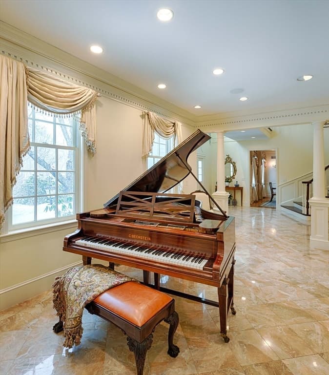32 Sears Road, Southborough MA 01772 photo 9