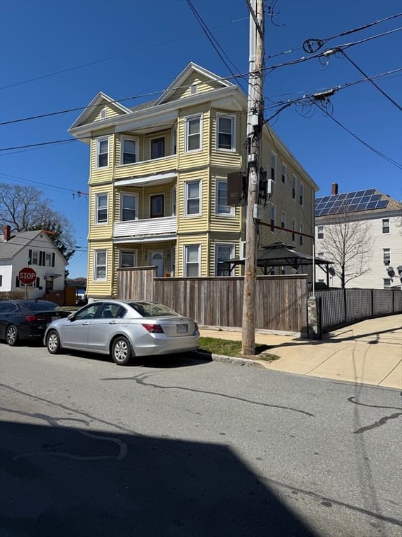377 Earle Street, New Bedford MA 02746