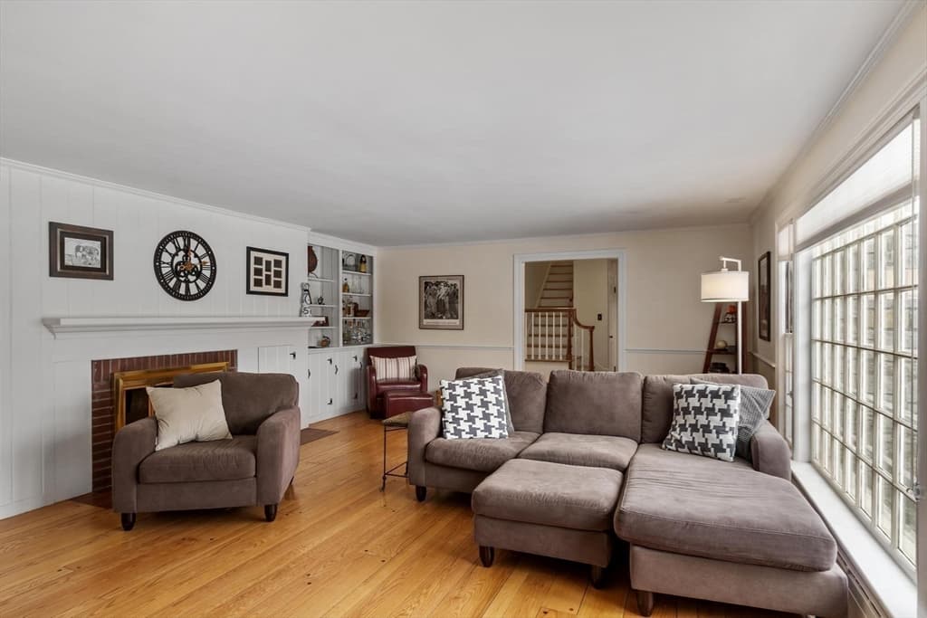 454 Wilson St, Clinton MA 01510 photo 17