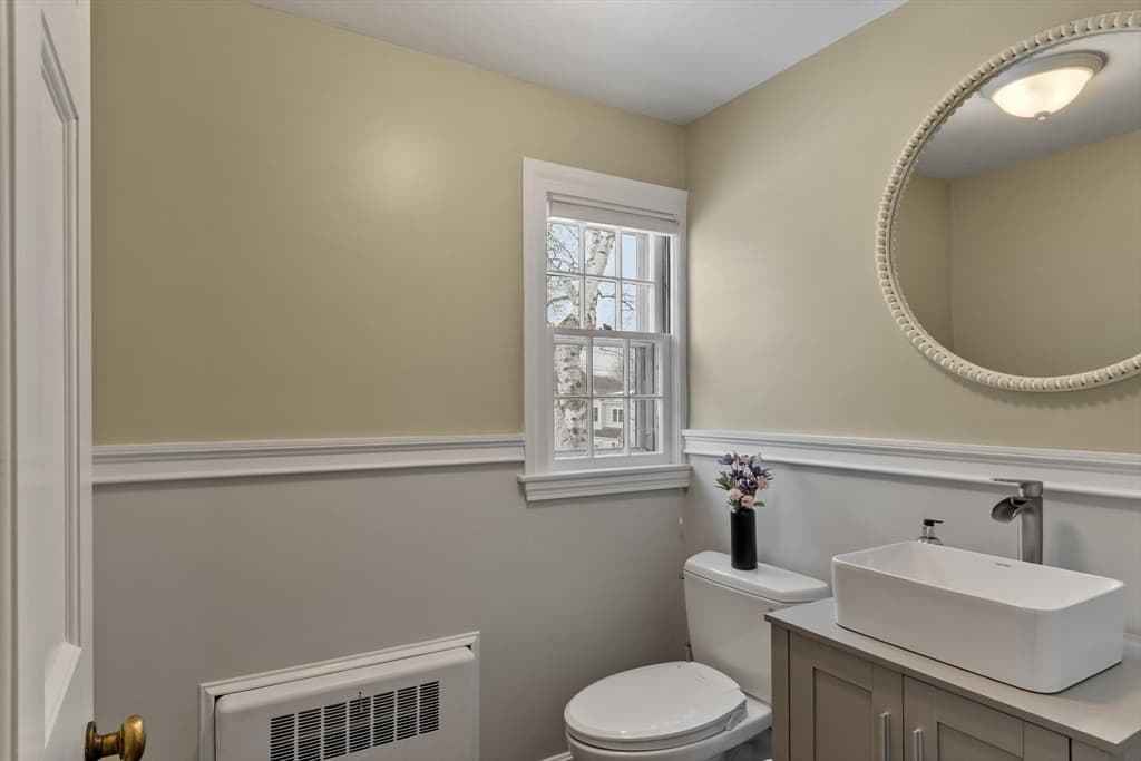 454 Wilson St, Clinton MA 01510 photo 20