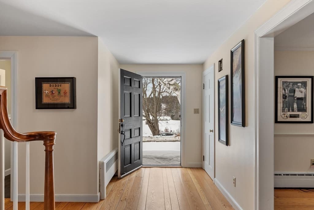 454 Wilson St, Clinton MA 01510 photo 10
