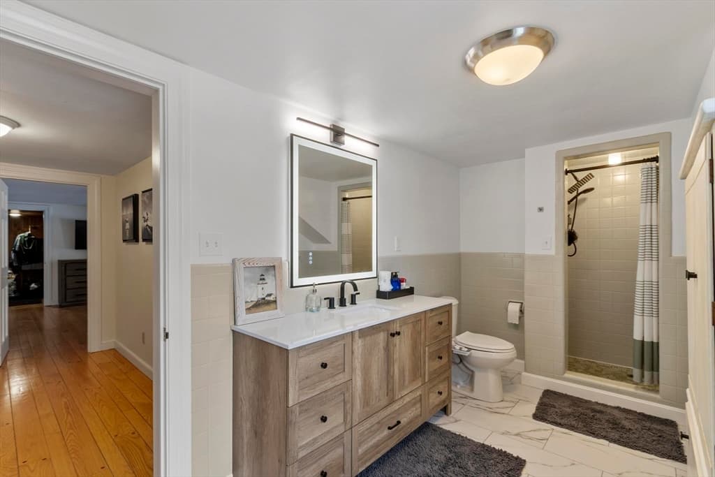 454 Wilson St, Clinton MA 01510 photo 33