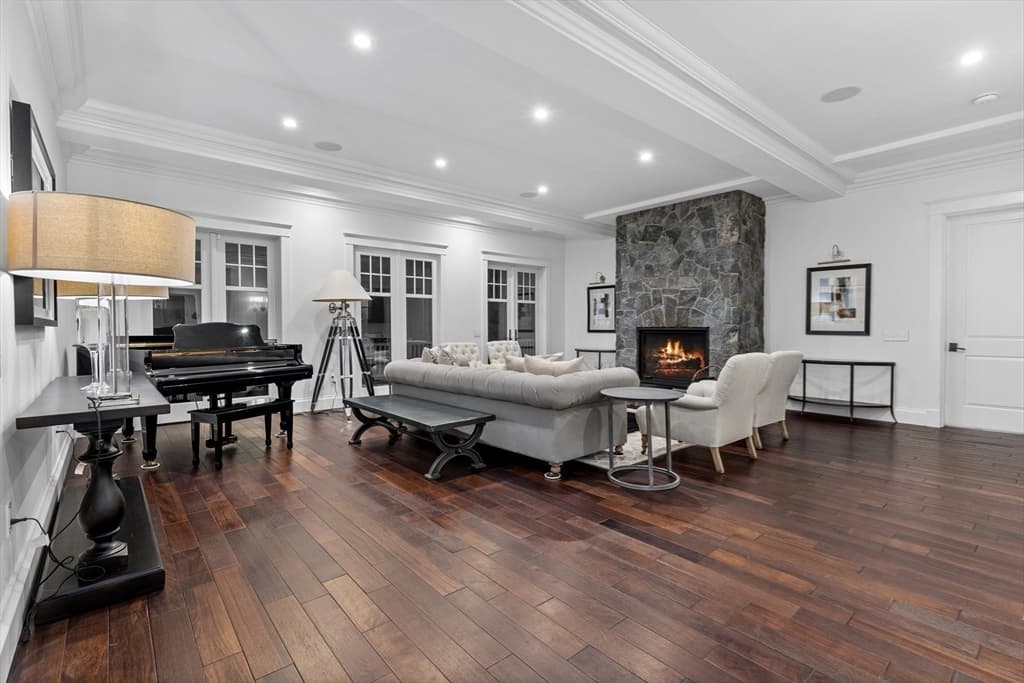 75 Goddard Avenue, Brookline MA 02445 photo 4