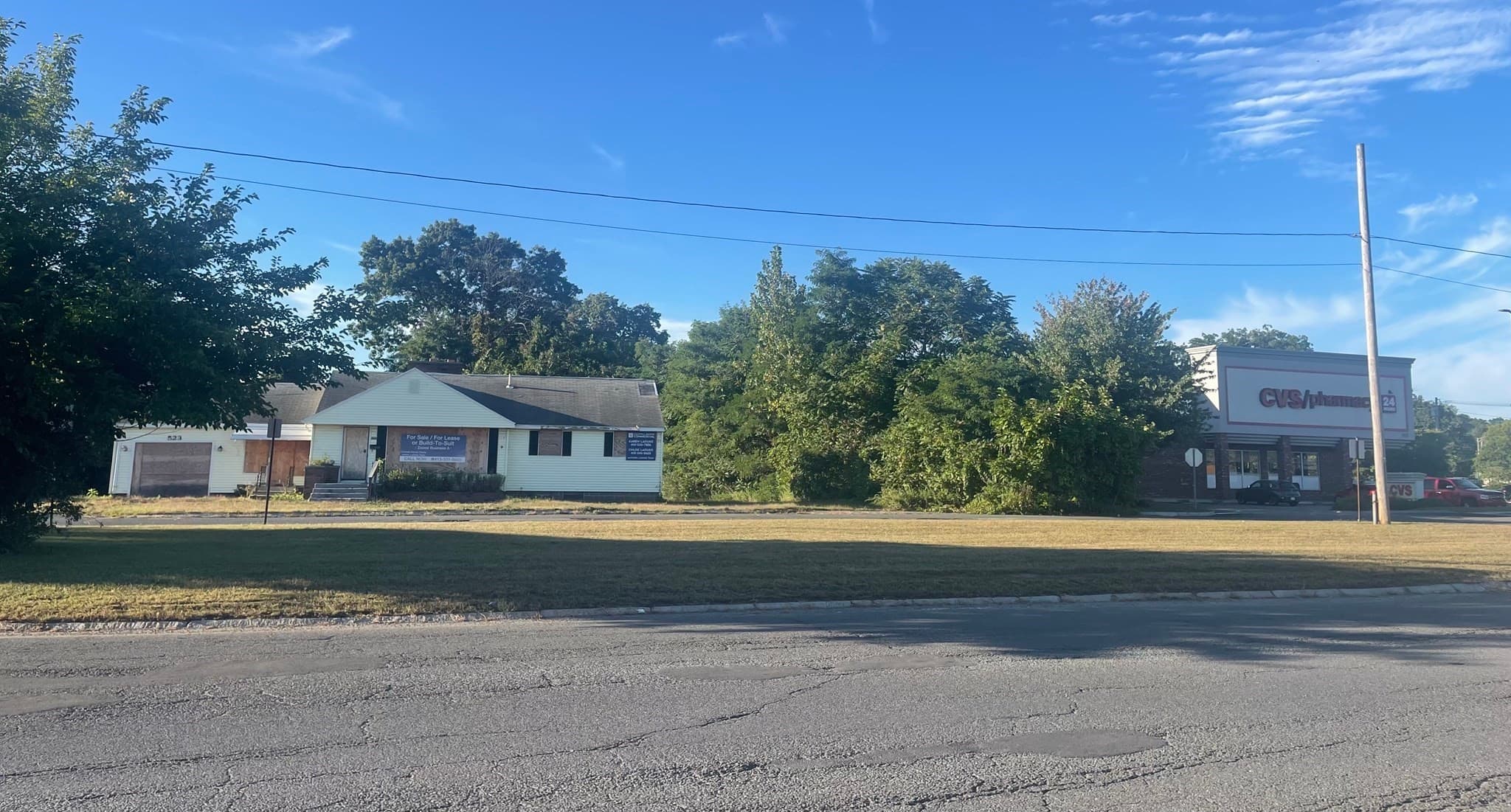 523 James St, Chicopee MA 01020