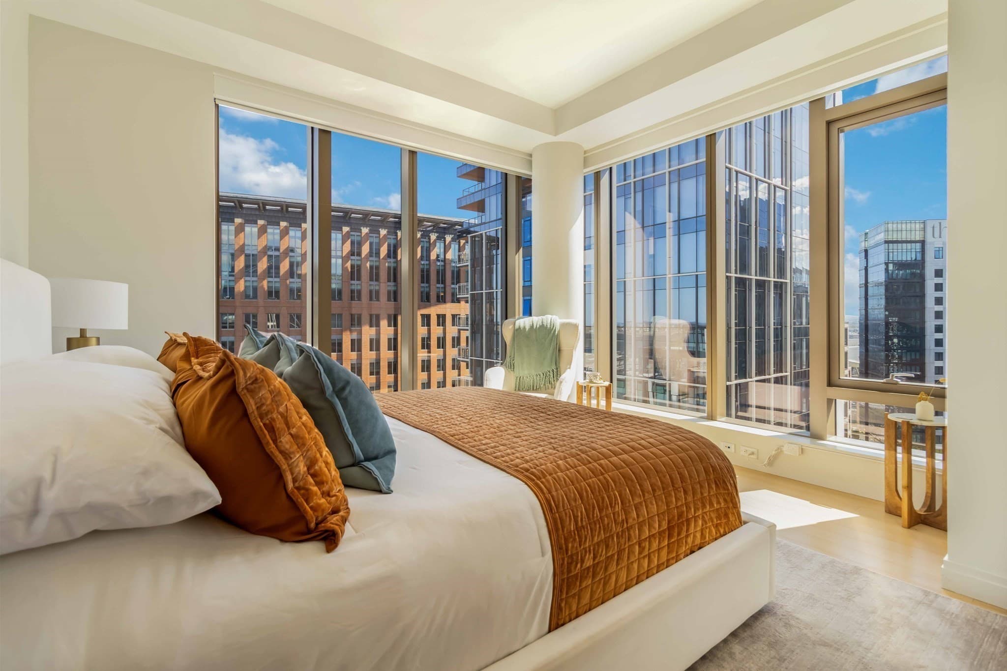 Condominium at 133 Seaport Blvd # 2007, Boston MA 02210, photo 7 of 31