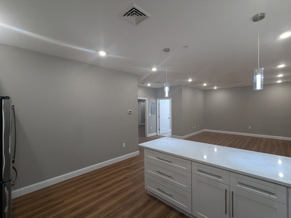 Condominium at 13 Nahant Street # 2B, Lynn MA 01902, photo 8 of 31