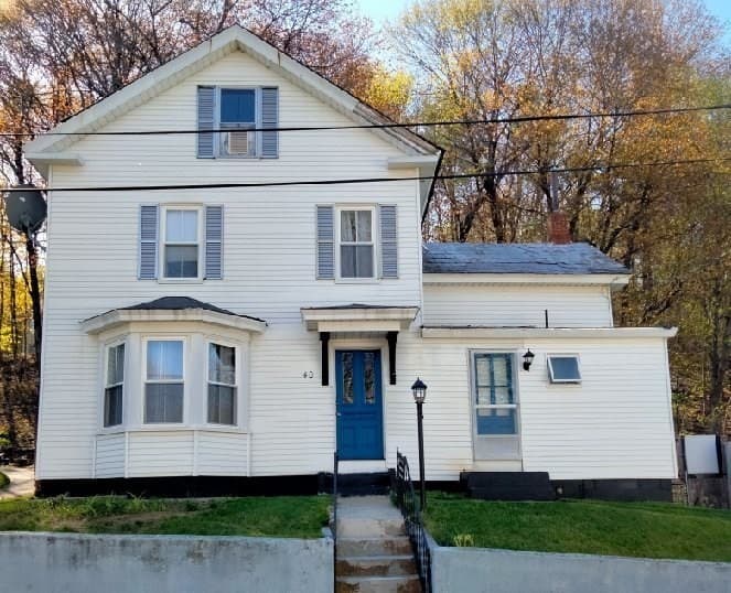 40 Hillside Ave, Warren MA 01083 photo 3