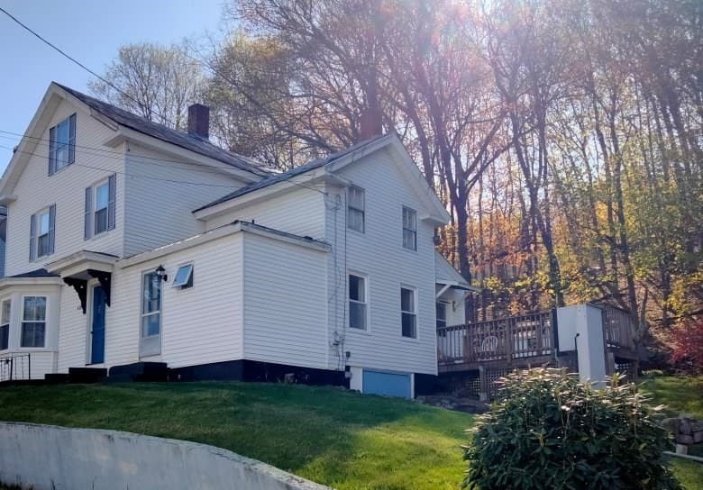 40 Hillside Ave, Warren MA 01083