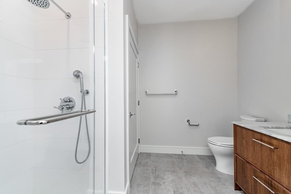 Condominium at 99 Sumner St # 0413, Boston MA 02128, photo 5 of 17