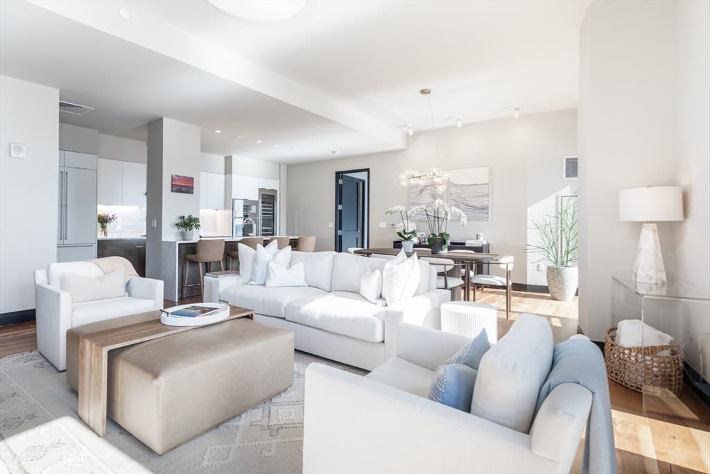 Condominium at 300 Pier 4 Blvd # J, Boston MA 02210, photo 5 of 25