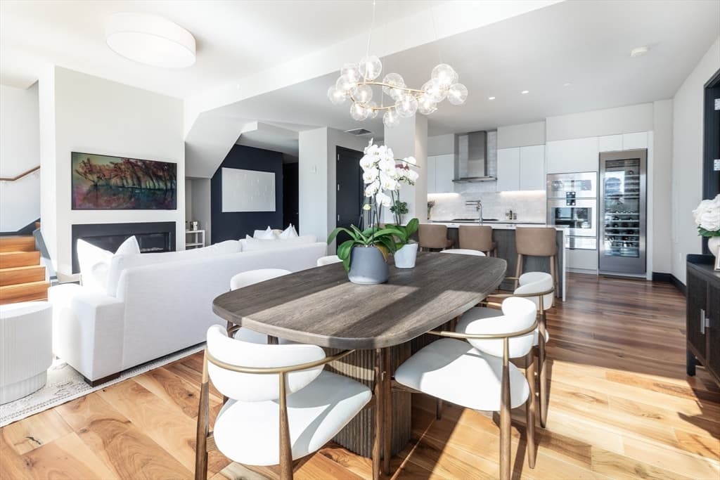 Condominium at 300 Pier 4 Blvd # J, Boston MA 02210, photo 9 of 25