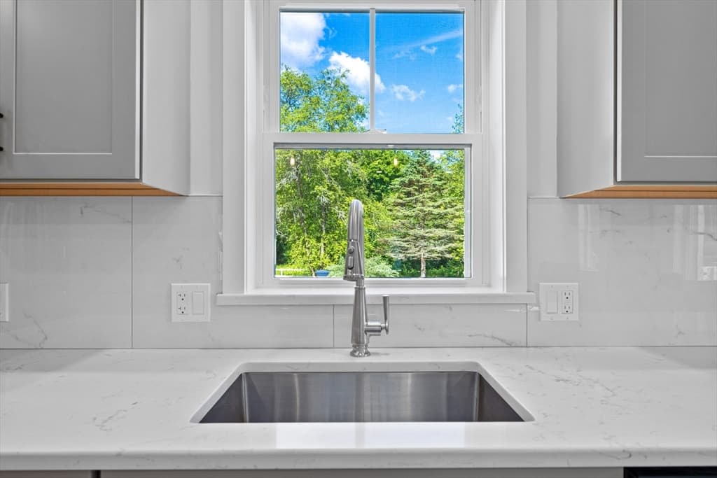335 Salem St, North Andover MA 01845 photo 6