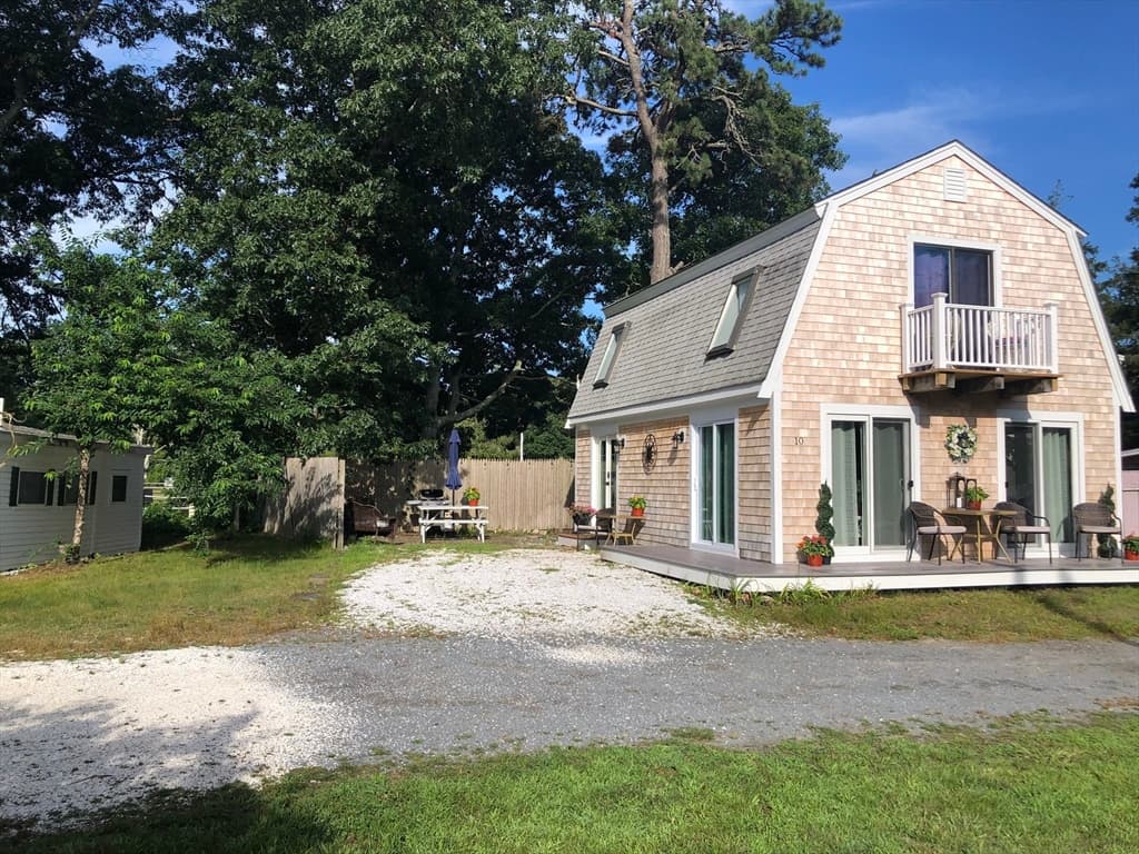 9 Bells Neck Rd # 10, Harwich MA 02671