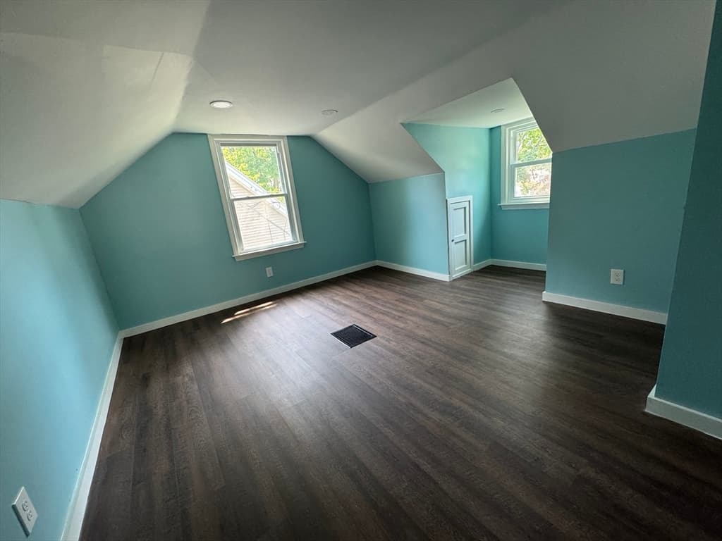 119 Powell Ave, Springfield MA 01118 photo 12