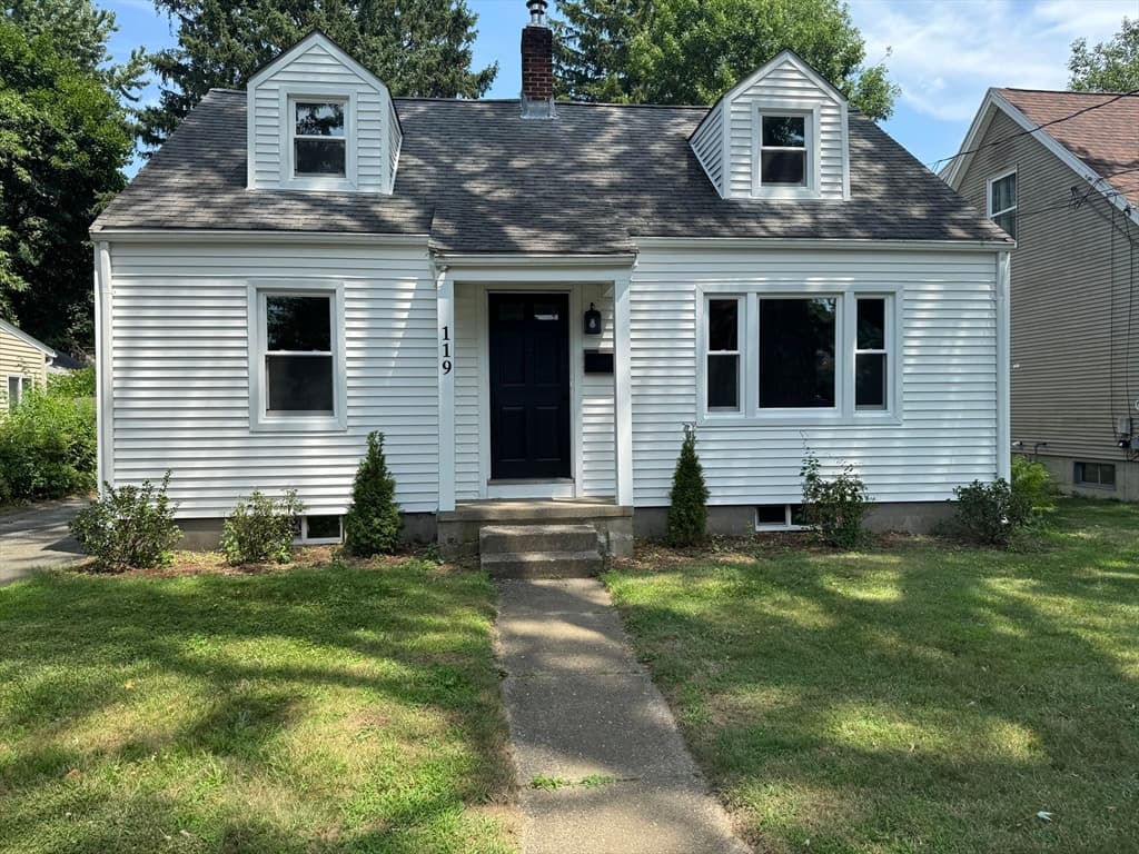119 Powell Ave, Springfield MA 01118