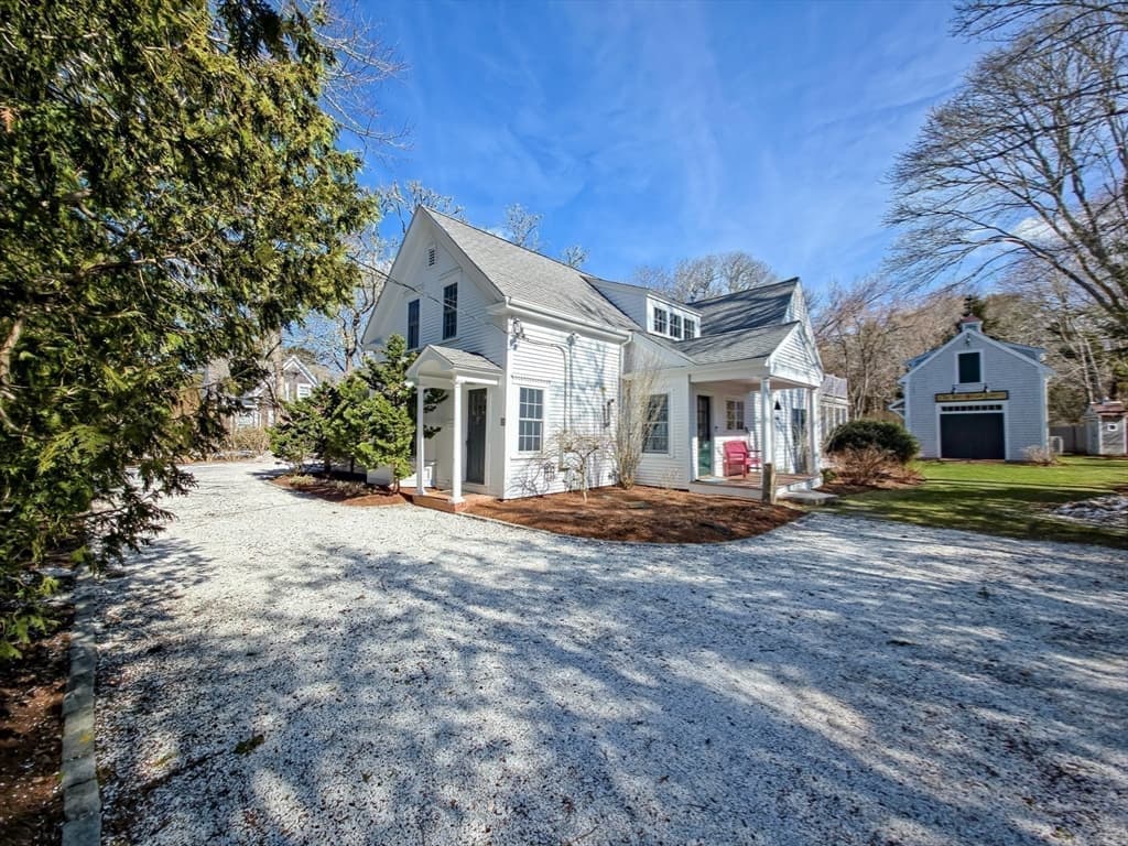 Single Family Residence at 552 Main St, Barnstable MA 02635, Barnstable, photo 2 of 42