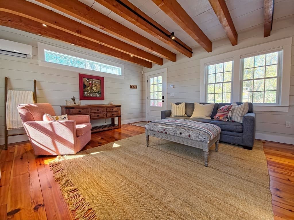 Single Family Residence at 552 Main St, Barnstable MA 02635, Barnstable, photo 6 of 42