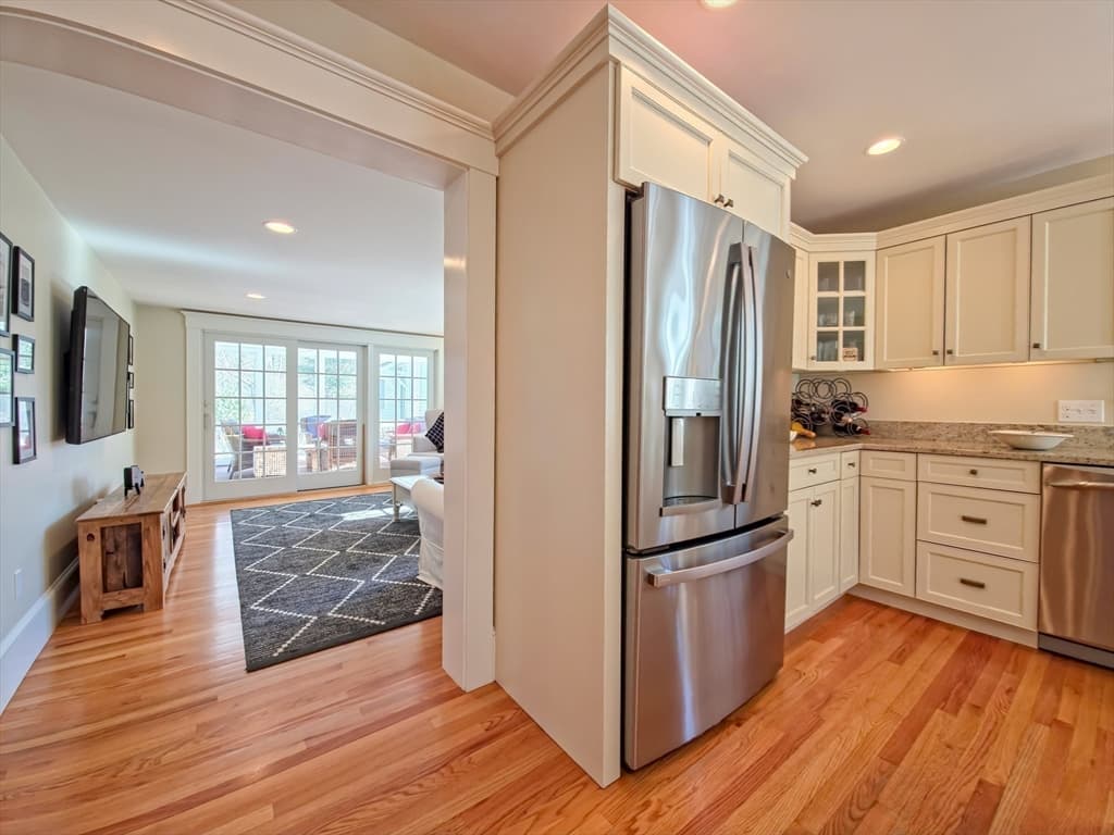 Single Family Residence at 552 Main St, Barnstable MA 02635, Barnstable, photo 14 of 42