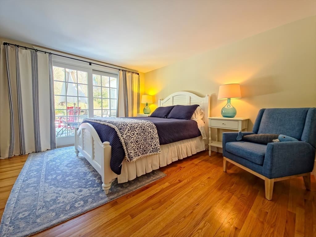 Single Family Residence at 552 Main St, Barnstable MA 02635, Barnstable, photo 18 of 42