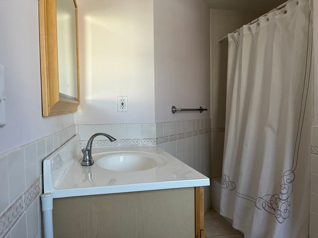Single Family Residence at 10 George St, Shrewsbury MA 01545, photo 22 of 36