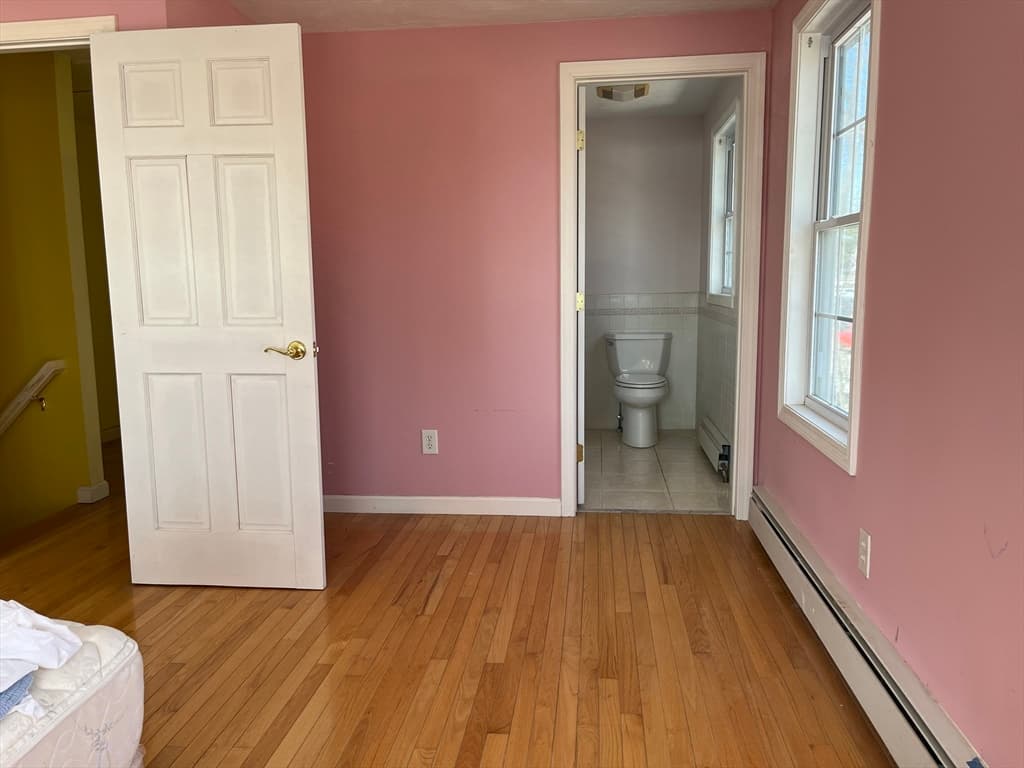 Single Family Residence at 10 George St, Shrewsbury MA 01545, photo 20 of 36