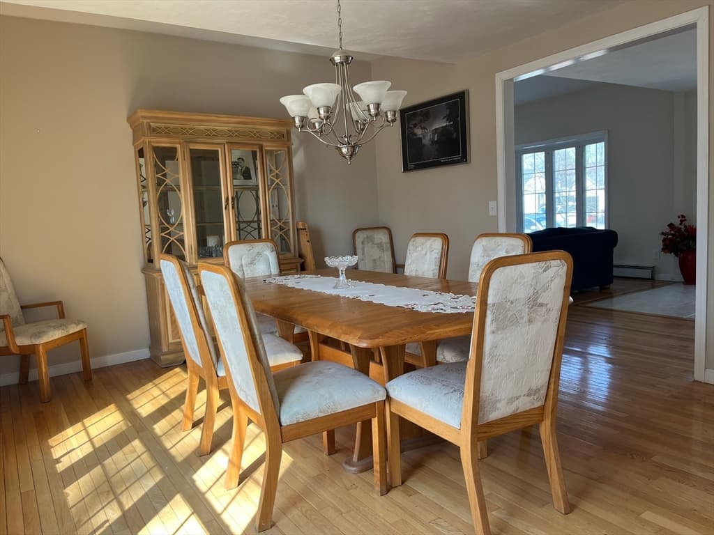 Single Family Residence at 10 George St, Shrewsbury MA 01545, photo 10 of 36