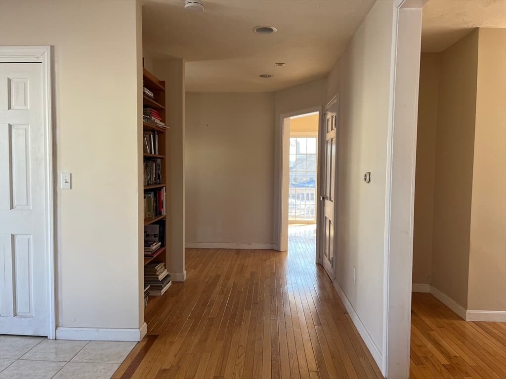 Single Family Residence at 10 George St, Shrewsbury MA 01545, photo 11 of 36