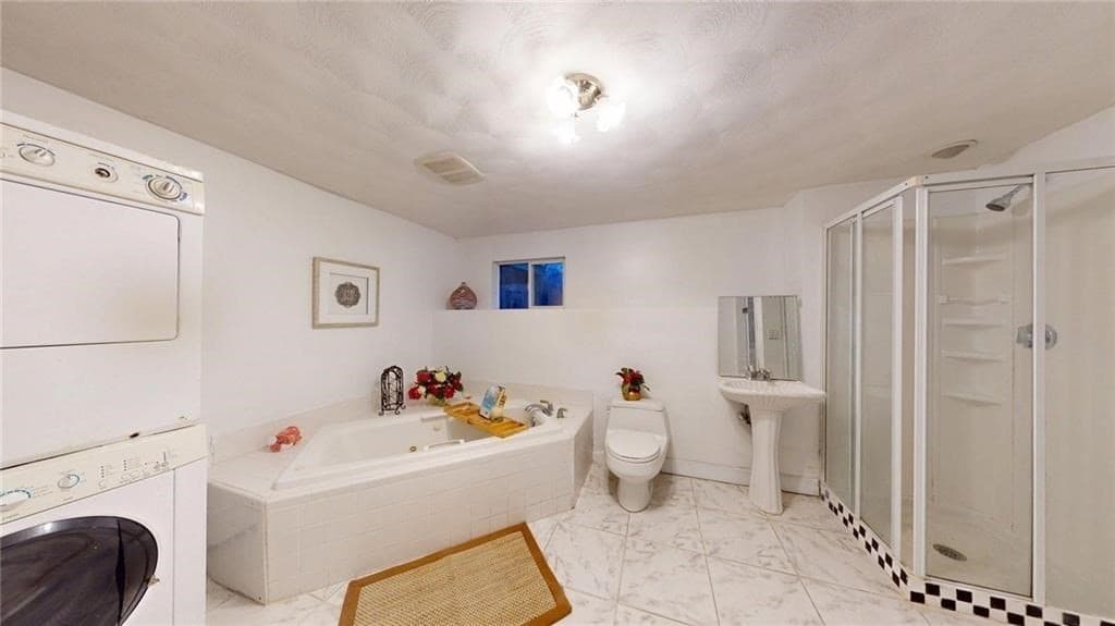 Single Family Residence at 56 Pleasant View Ave, Smithfield RI 02828, Smithfield, photo 20 of 23