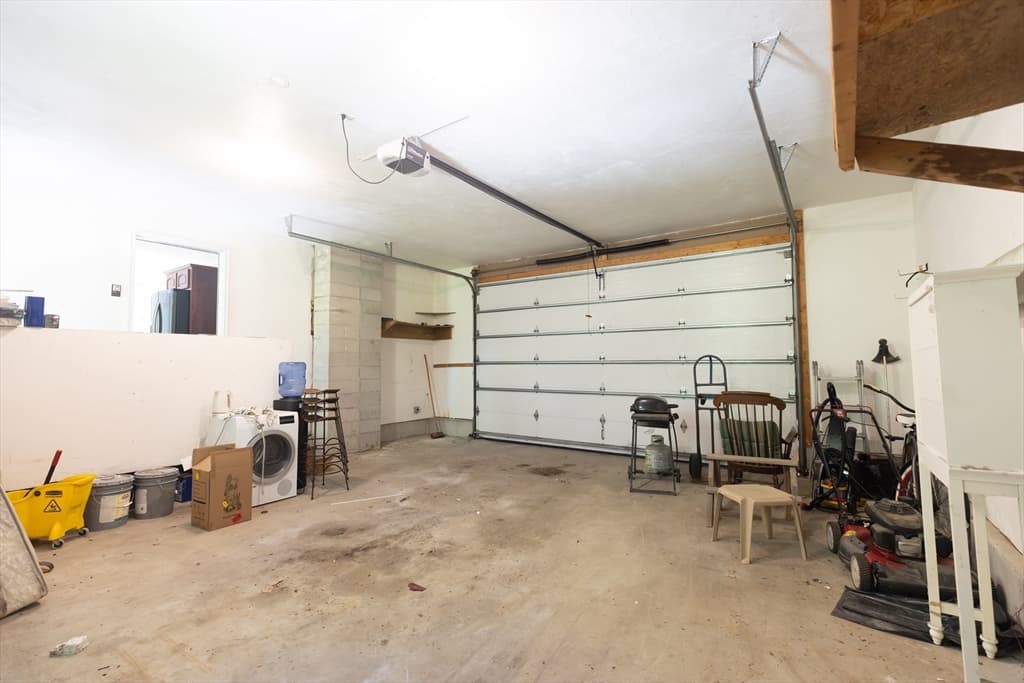 Single Family Residence at 126 Dyer St, Gardner MA 01440, photo 33 of 33