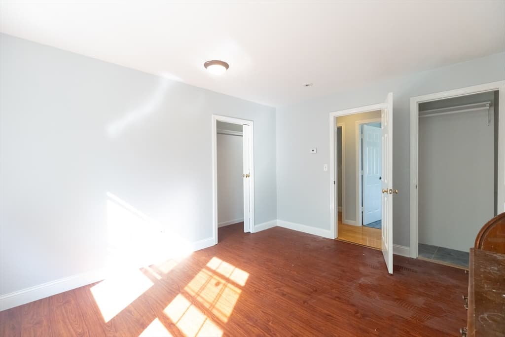 Single Family Residence at 126 Dyer St, Gardner MA 01440, photo 14 of 33