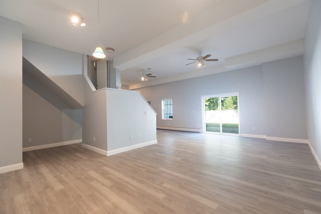 Single Family Residence at 126 Dyer St, Gardner MA 01440, photo 19 of 33