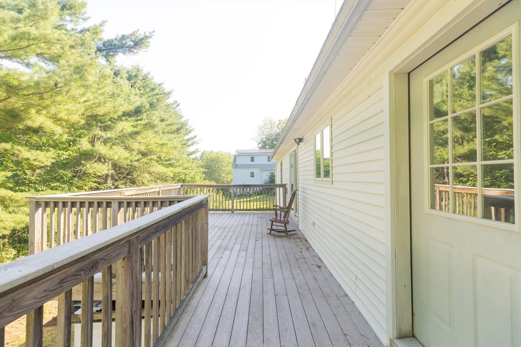 Single Family Residence at 126 Dyer St, Gardner MA 01440, photo 29 of 33