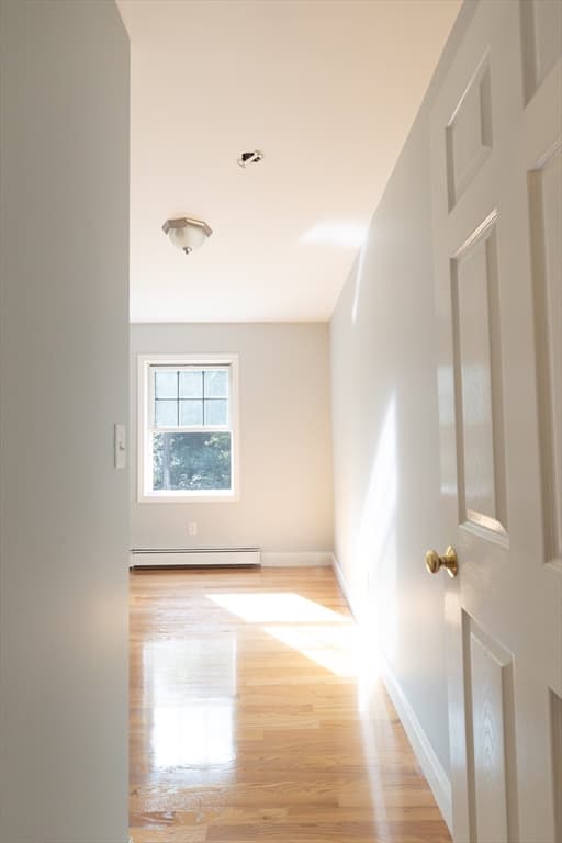 Single Family Residence at 126 Dyer St, Gardner MA 01440, photo 8 of 33