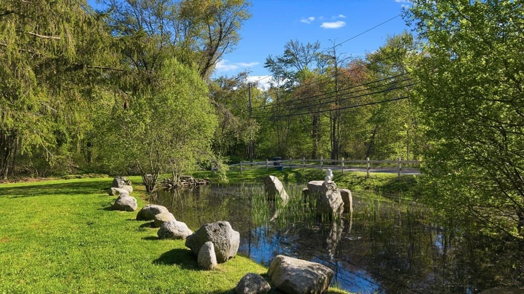 270 Brayton Rd, Tiverton RI 02878 photo 7