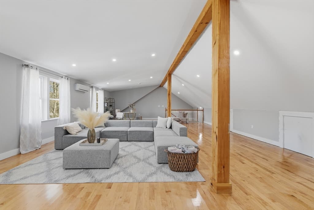 270 Brayton Rd, Tiverton RI 02878 photo 36