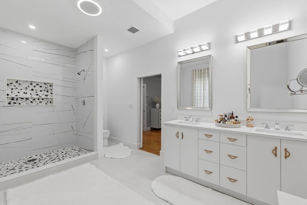 270 Brayton Rd, Tiverton RI 02878 photo 19